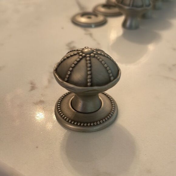 6 Silver Knobs with Backing - Picture 3 of 6